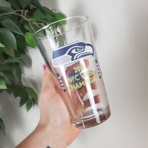 Seattle Seahawks NFC West Champions 2016 Beer Glass